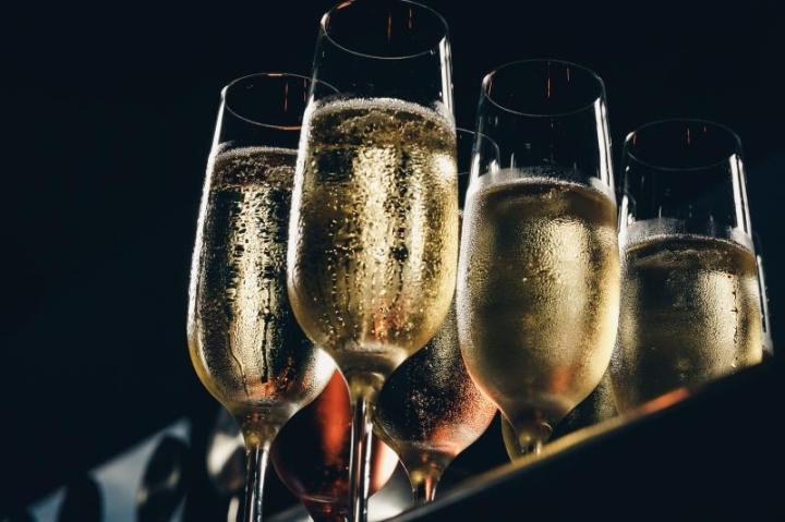Vente de champagne, Paris